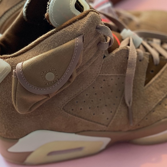 Travis Scott Jordan 6s - Picture 3 of 6
